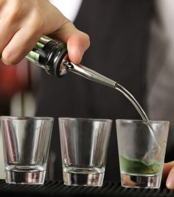 te huur schenk tuit voor flessen