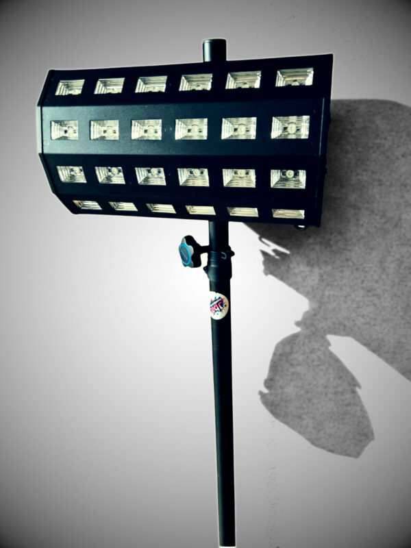 te huur blacklight 24 leds