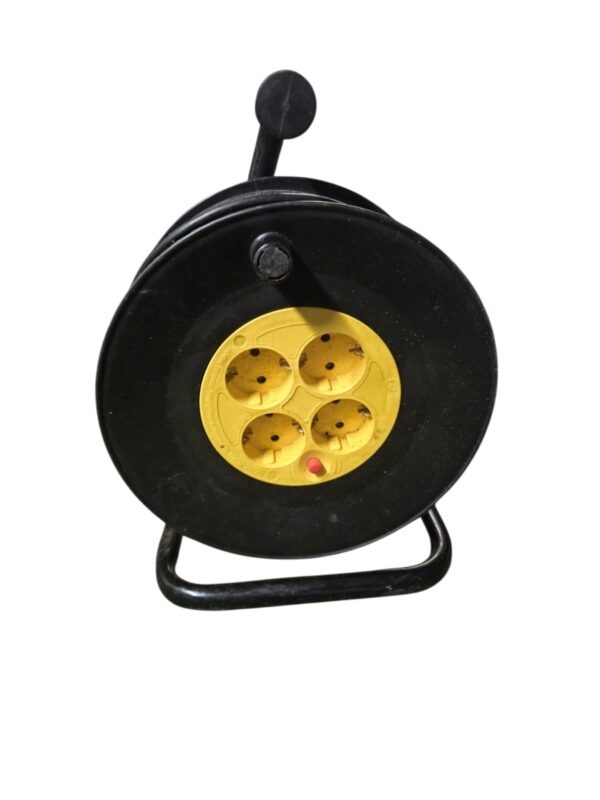 te huur haspel 25 meter 3x 1,5