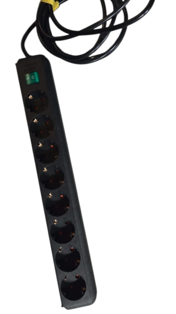 te huur stekkerdoos 8 voudig